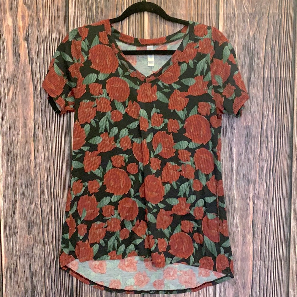 LuLaRoe Christy Tee-XS Roses